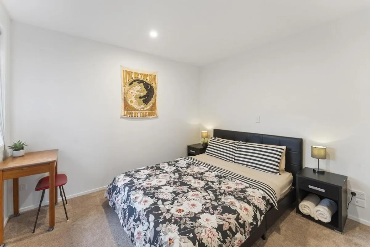 Luxury Papamoa Beach House With Pool And Spa Pet Friendly Holiday home